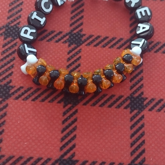 Halloween Bracelets - Picture 6 of 16